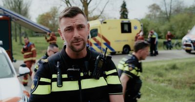 Man belandt in sloot in Bureau Groningen: ‘Lag kopje onder’