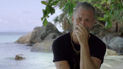 Kevin Hassing deelt openhartig over Expeditie Robinson-avontuur: 'Je bent constant op je hoede' Kevin Hassing deelt openhartig over Expeditie Robinson-avontuur: 'Je bent constant op je hoede'