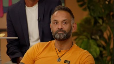 B&B Vol Liefde-Jiry (43) reageert op uitspraken Iris tijdens reünie B&B Vol Liefde-Jiry (43) reageert op uitspraken Iris tijdens reünie