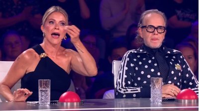 Karen Damen houdt het niet droog bij Got Talent Karen Damen houdt het niet droog bij Got Talent