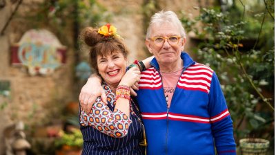 B&B kopen: Zó duur is Spaanse B&B van Debbie de Jong!