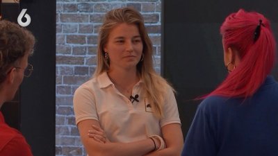 De Bondgenoten-kijkers snappen keuze Anouk totaal niet: ‘Dit is zo dom’ De Bondgenoten-kijkers snappen keuze Anouk totaal niet: ‘Dit is zo dom’