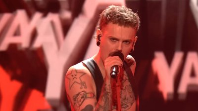 Songfestivalbaas EBU grijpt in: Noorse act blijkt te sexy Songfestivalbaas EBU grijpt in: Noorse act blijkt te sexy
