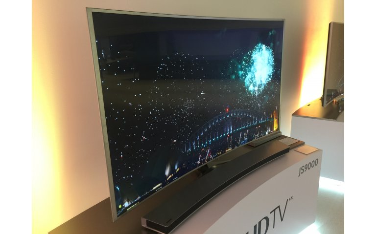 Samsung houdt vast aan gebogen televisie