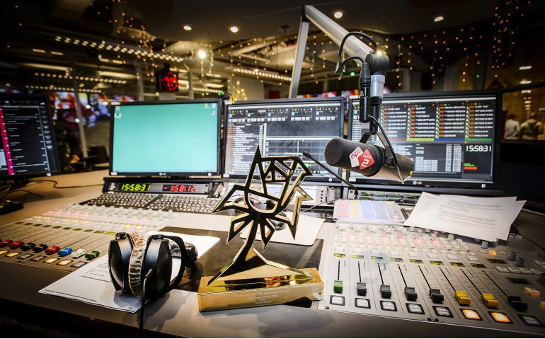 NPO Radio 2 en 3FM moeilijker bereikbaar voor luisteraar