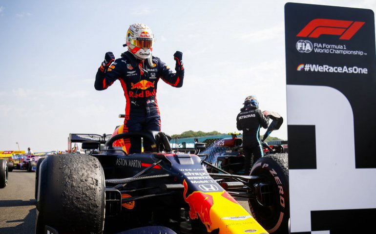 Hoe laat begint WK-titelstrijd Verstappen - Hamilton Formule 1 Grand Prix Abu Dhabi?
