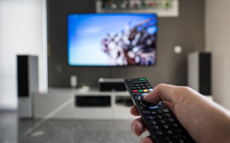 Ziggo overtreft KPN met gratis feestelijk zenderaanbod: zes zenders open voor standaardklanten