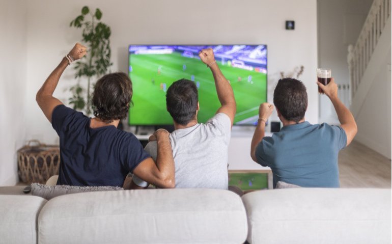 KPN levert klanten jaar gratis TV+ televisie of extra korting