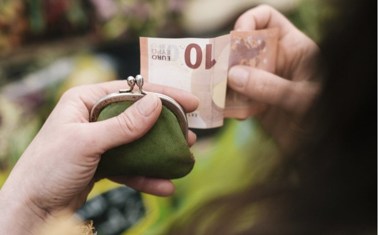 Viaplay levert abonnees steeds minder voor meer geld: illegale IPTV grote winnaar