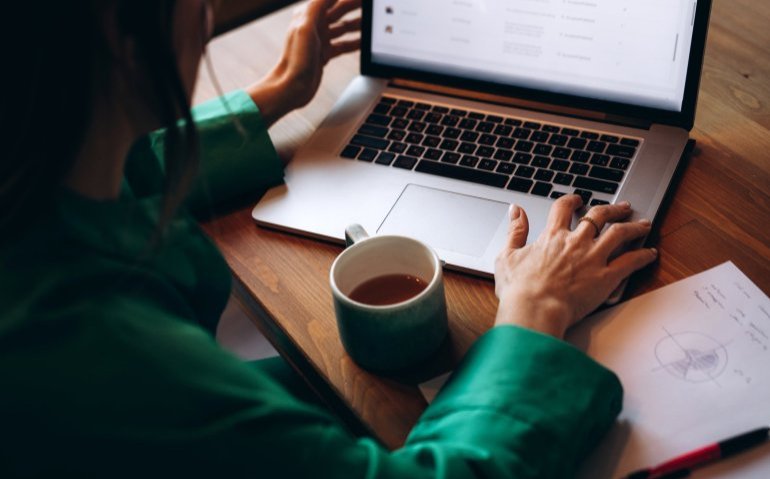 Ziggo populair bij oudere vaak slapende klant, Odido meer geliefd onder jongeren