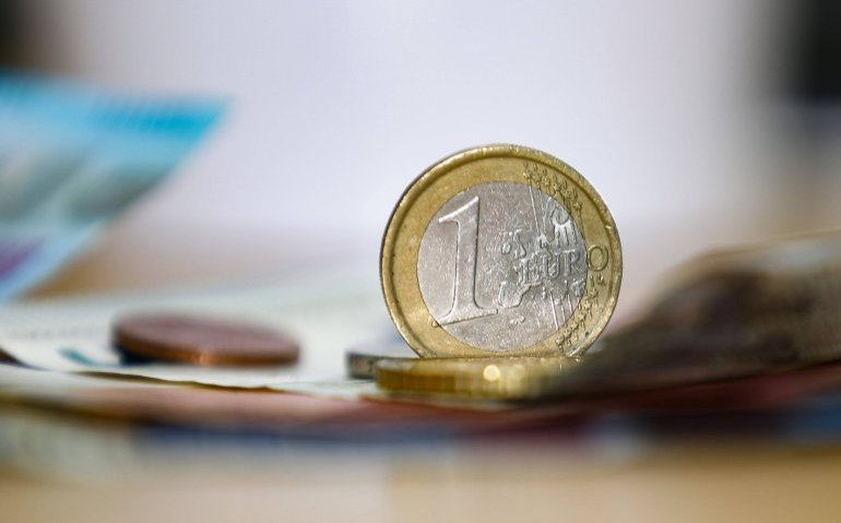 Internet voor groot deel Nederlanders duurder