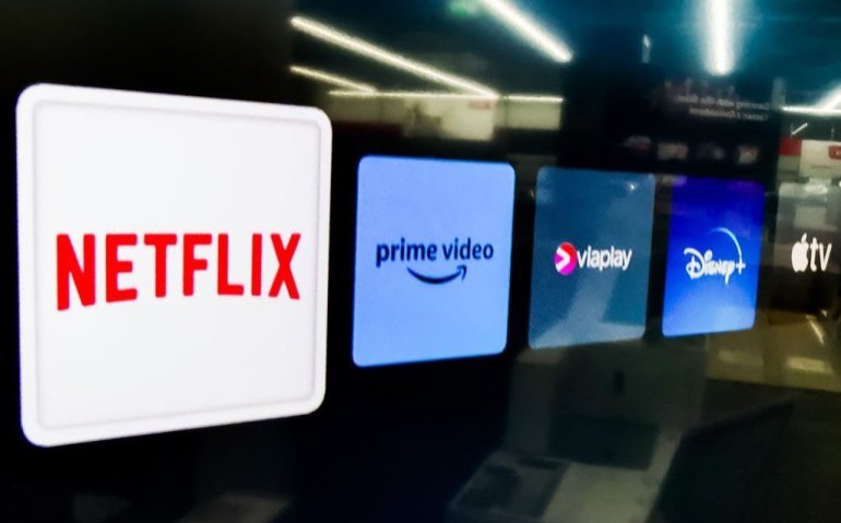 Ziggo Sport en Viaplay voelen druk: live sport meer naar streamingdiensten en duurder voor de kijker