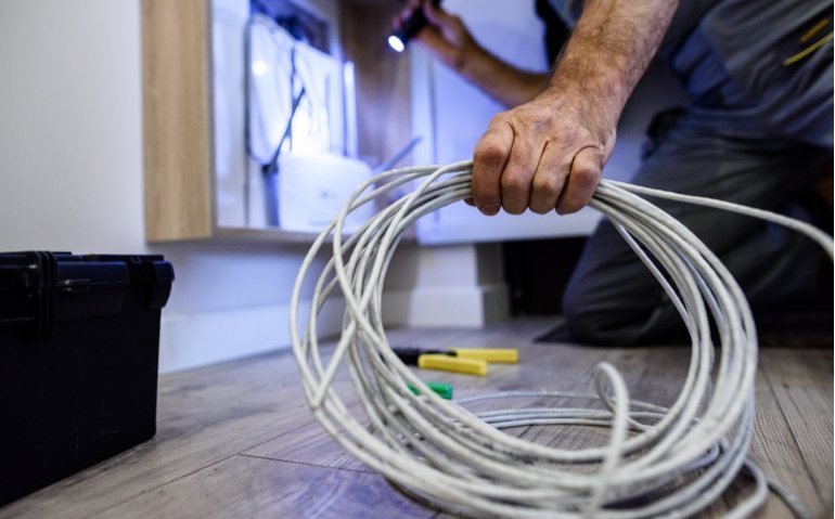 Ziggo in het voordeel door bewuste keuze KPN: DVB-C meest stabiele manier tv-kijken