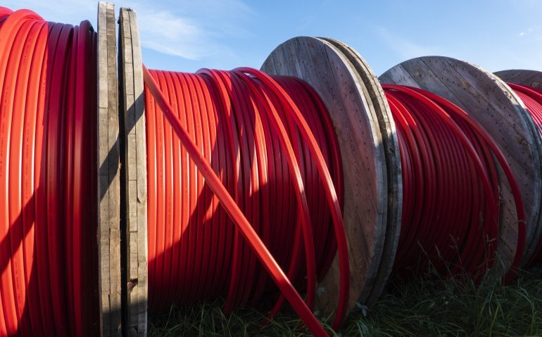 KPN glasvezel bij 70 procent Nederlanders beschikbaar en vindt weg naar meterkast