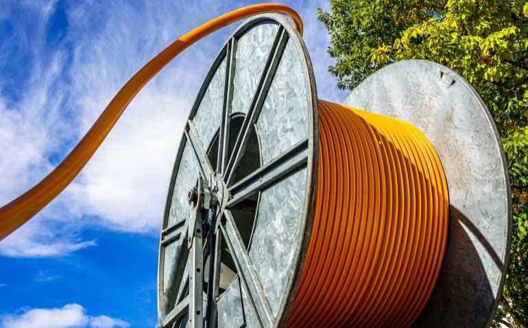 ACM bevestigt: Glasvezel verdringt koper en kabel op de breedbandmarkt