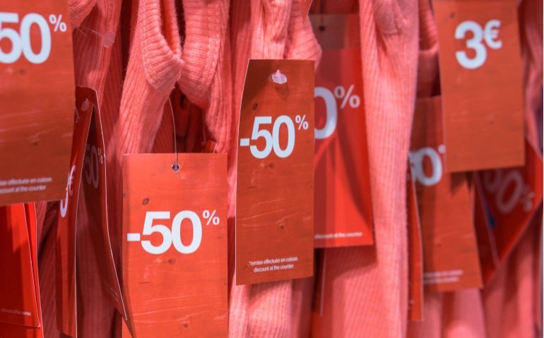 Consumentenorganisaties voeren druk op: ‘Stop de boete op loyaliteit bij providers’