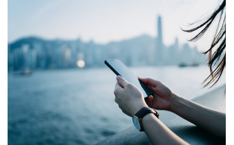 Vast en mobiel combineren bij VodafoneZiggo, KPN of Odido: wie biedt het meeste voordeel?