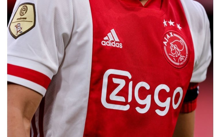 ‘Ziggo pompte in afgelopen jaren 200 miljoen euro in Ajax’