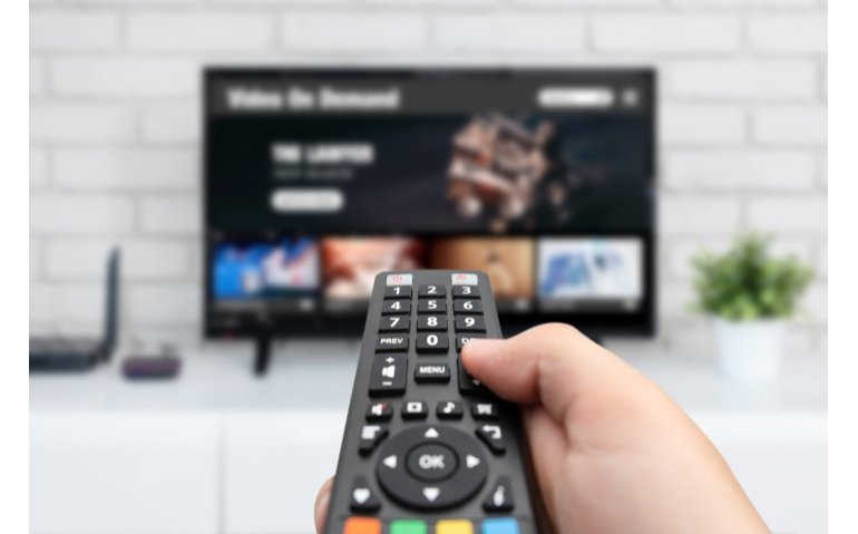 Van 30 naar 10 zenders: staat de Mediawet een slank tv-pakket in de weg?