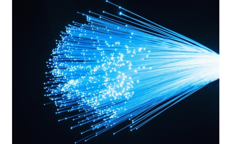 Ziggo met de neus op de feiten gedrukt: toekomst telecom is glasvezel en 5G