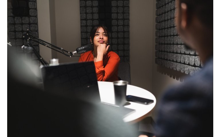 RADIONL breidt uit met podcastzender Talk op DAB+ en online